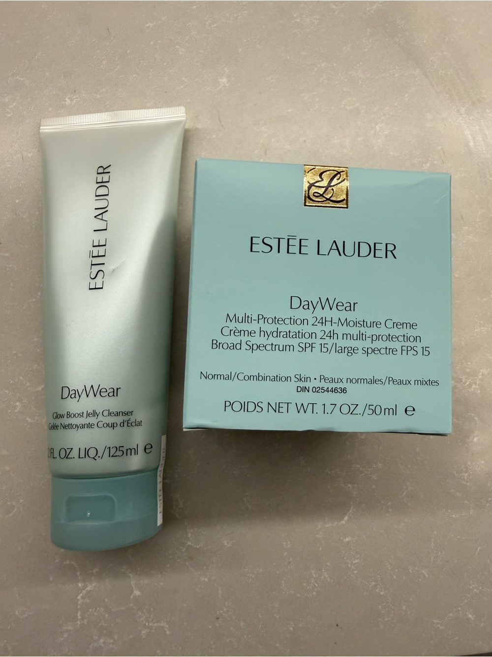 Estée Lauder DayWear Moisture Creme & Glow Boost Cleanser - Light Aqua
